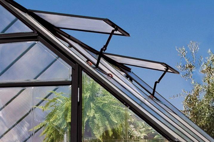 greenhouse roof ventilation system